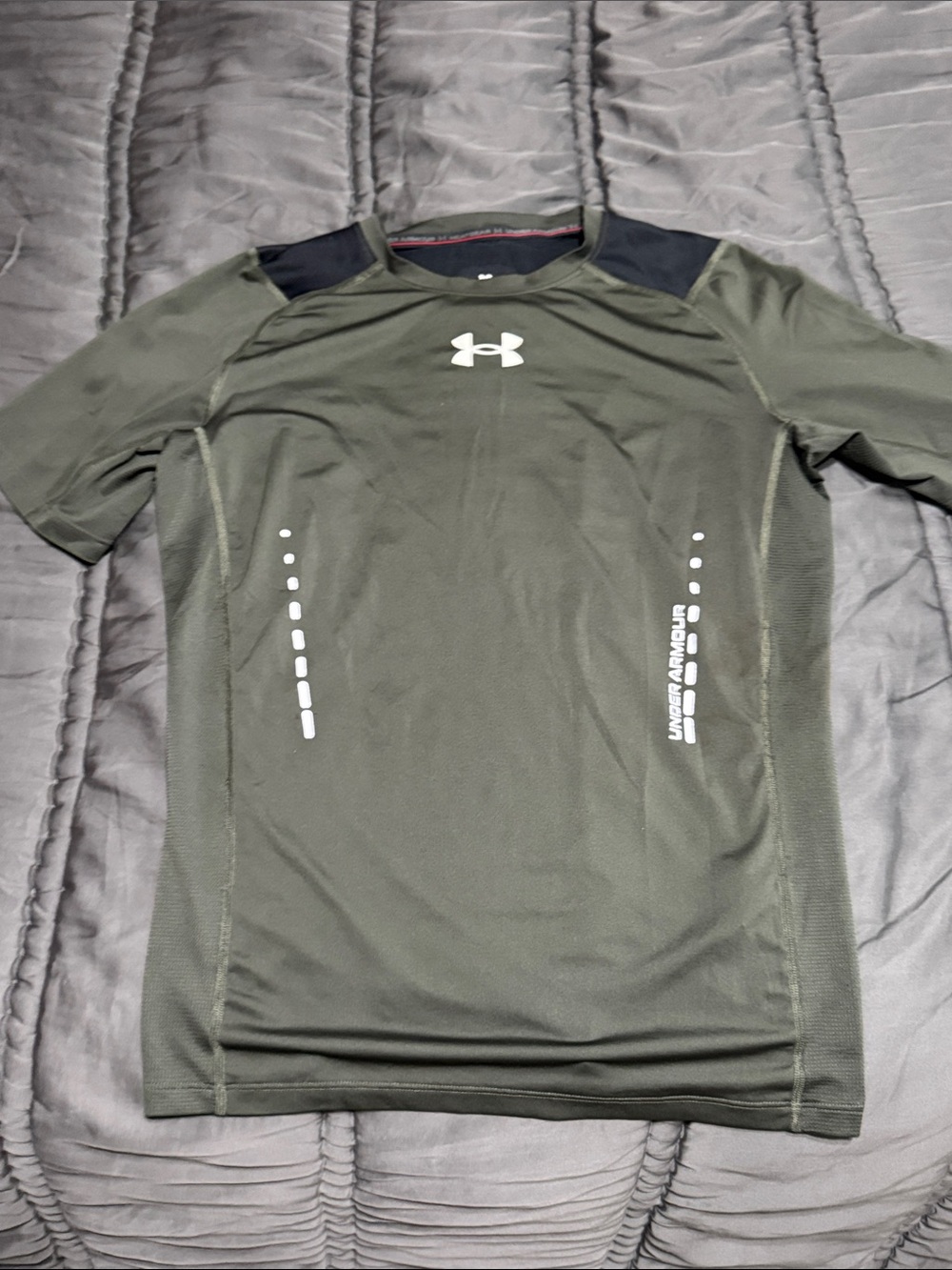 Under Armour Olive Green and Black Performance Short Sleeve Tee
